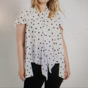 Polka dot white top